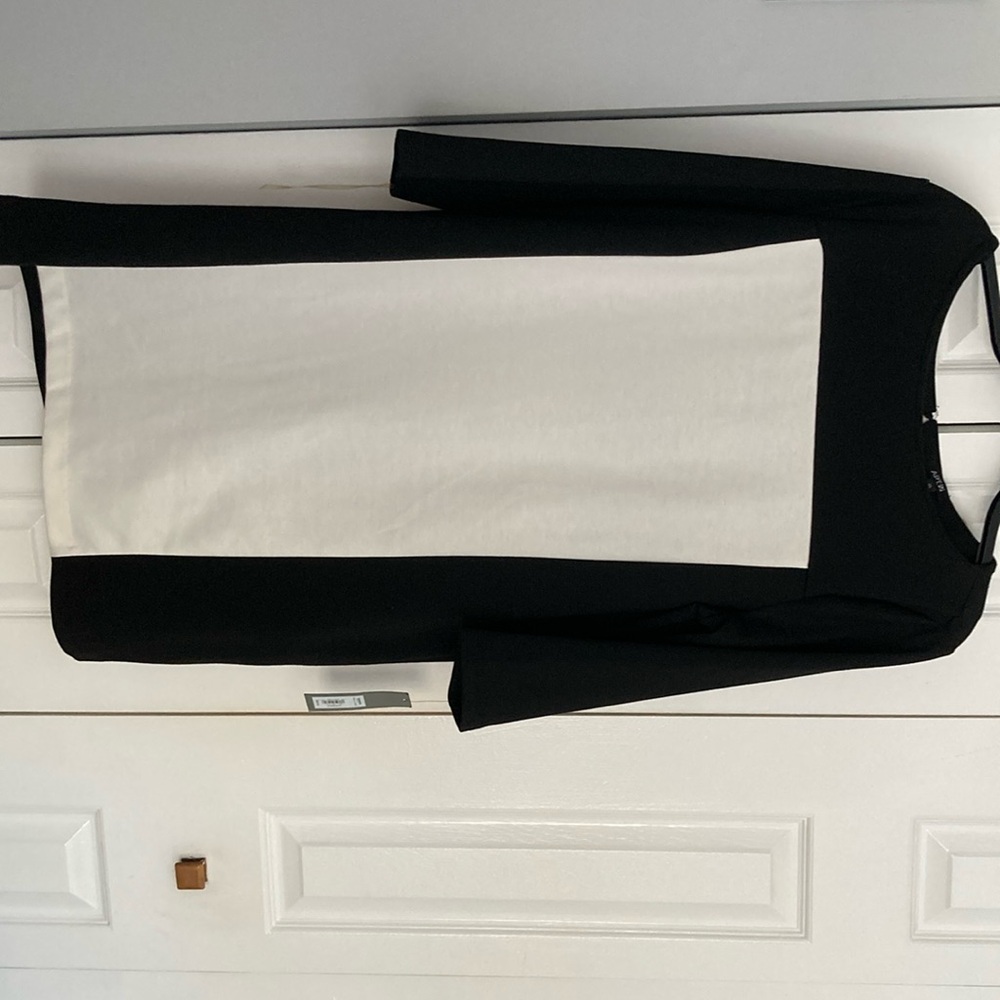 NWT APT 9 XL Women’s black and white dress